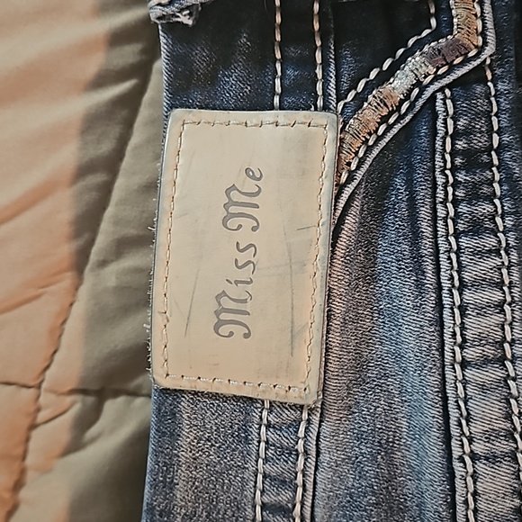 Miss Me Curvy Boot Stretch Jeans 32 - Picture 3 of 7